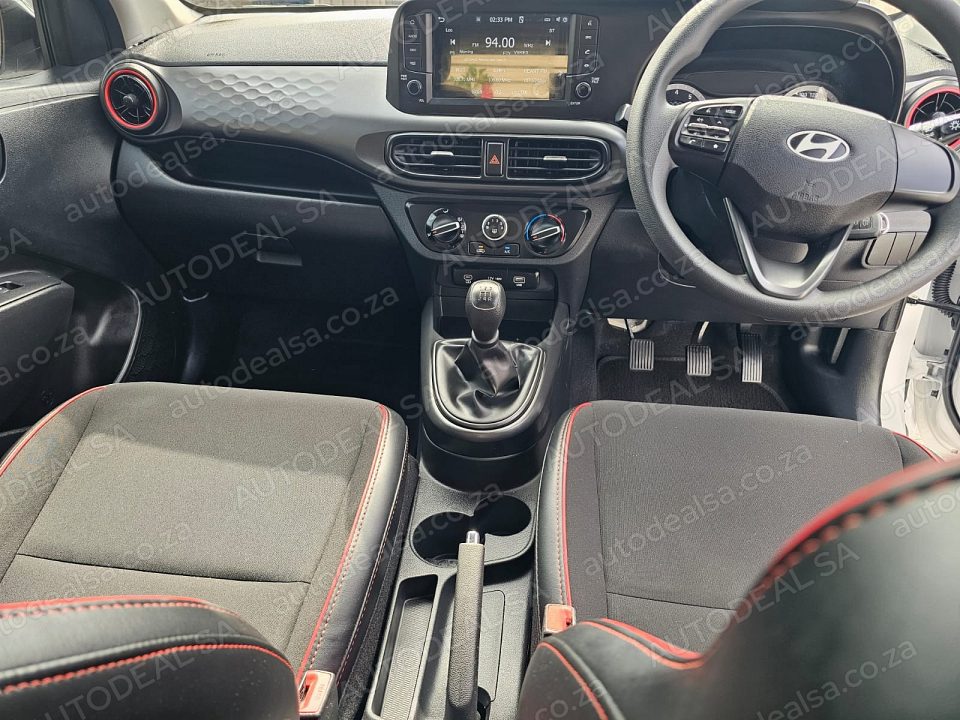 2025 Hyundai i 10 photo 7