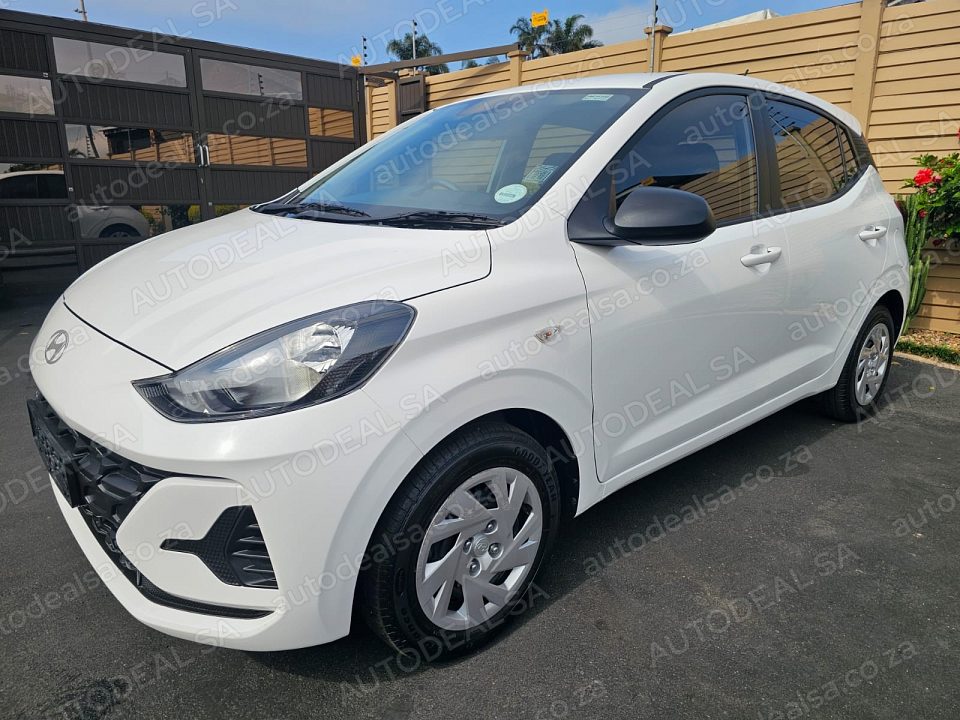 2025 Hyundai i 10 photo 3