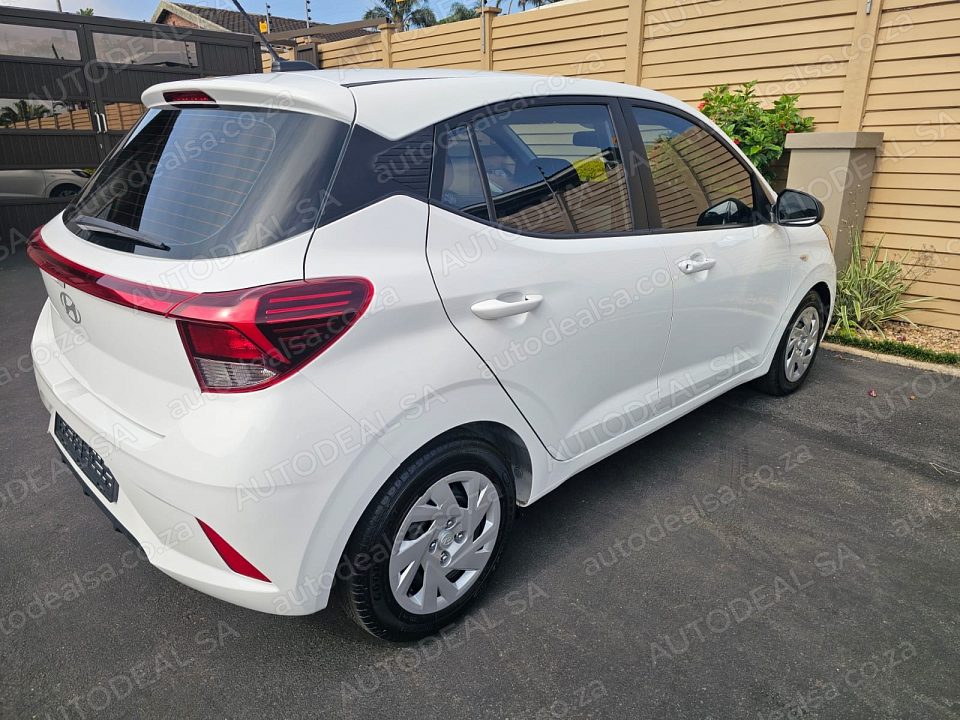 2025 Hyundai i 10 photo 6