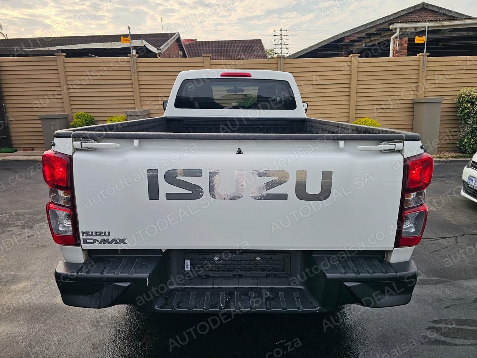 2024 Isuzu D-Max photo 5