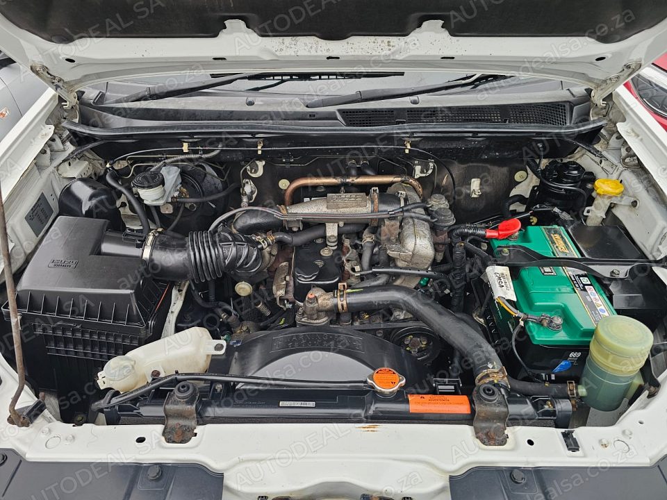 2014 Isuzu KB 250D photo 18