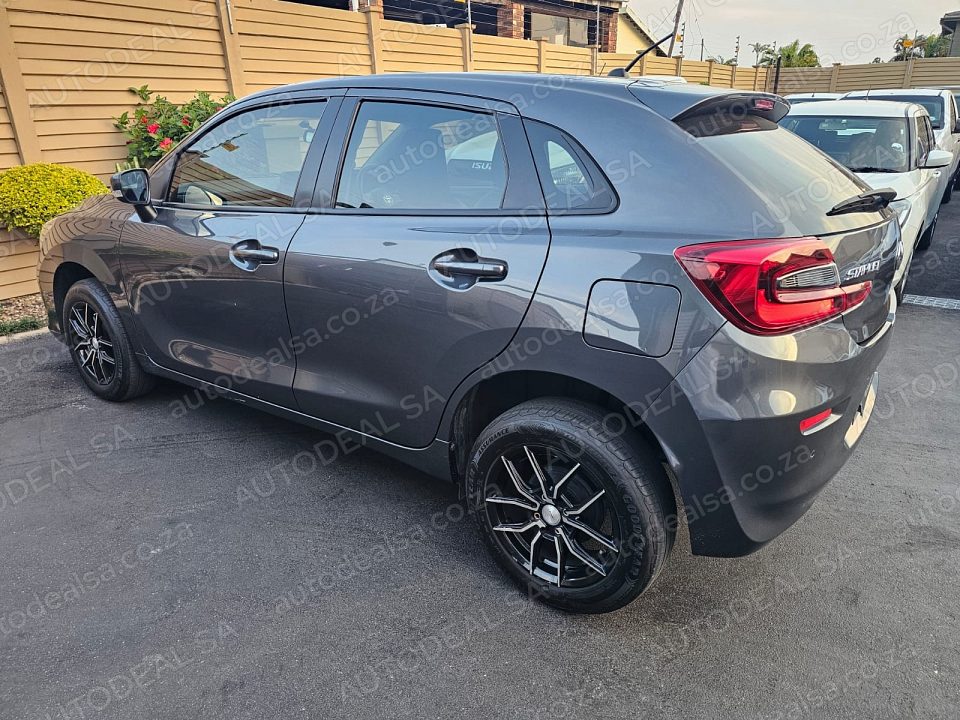 2024 Toyota Starlet 1.5 Xi photo 4