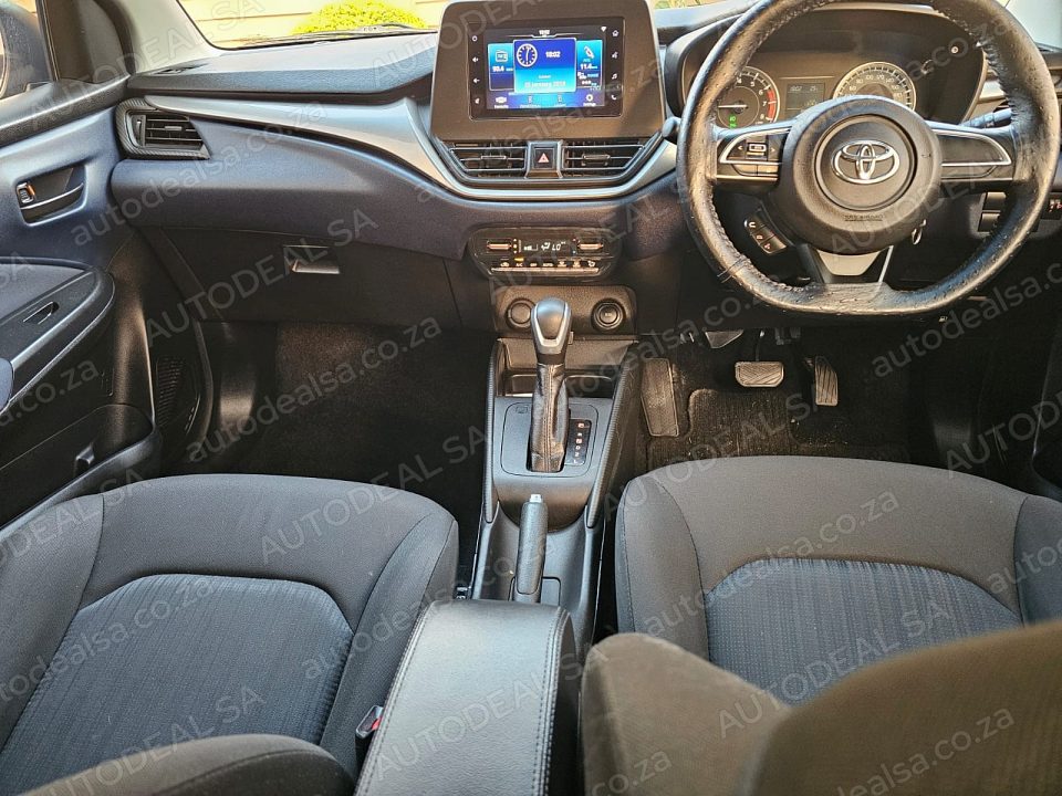 2023 Toyota Starlet 1.5 XS AT photo 10