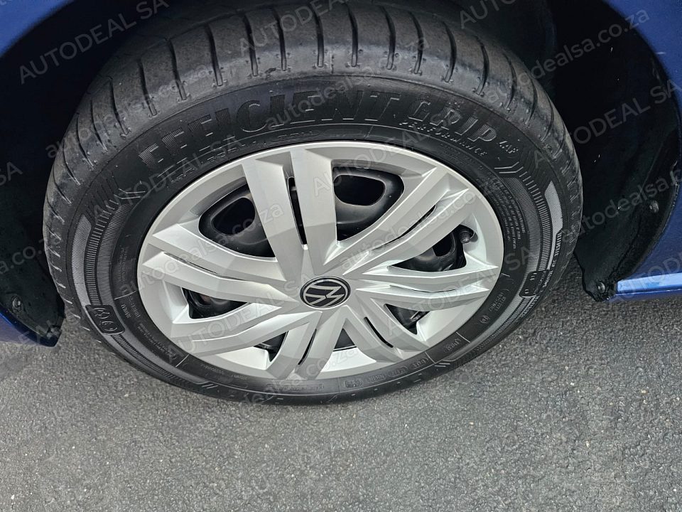 2019 Volkswagen Polo Vivo 1.4 photo 19