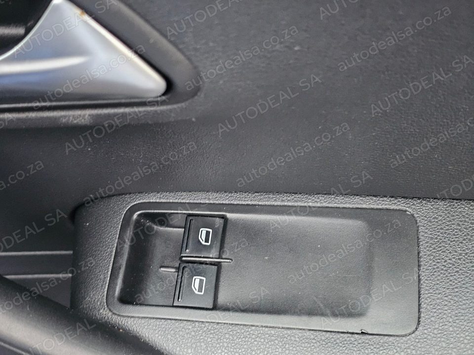 2019 Volkswagen Polo Vivo 1.4 photo 12