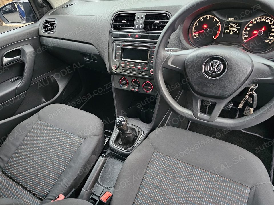 2019 Volkswagen Polo Vivo 1.4 photo 9