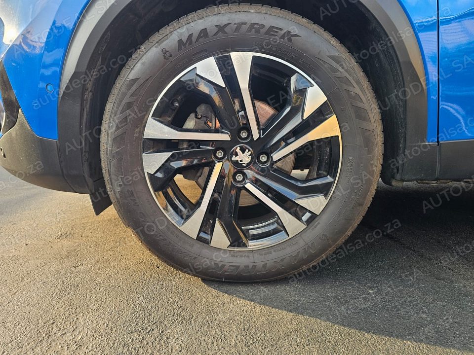 2021 Peugeot 2008 GT AUTO- PRESTINE CONDITION- 113900 KM photo 15