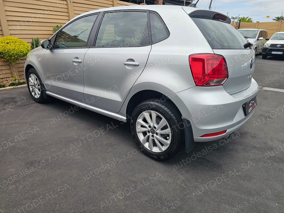2025 Volkswagen Polo Vivo 1.4 Life photo 4