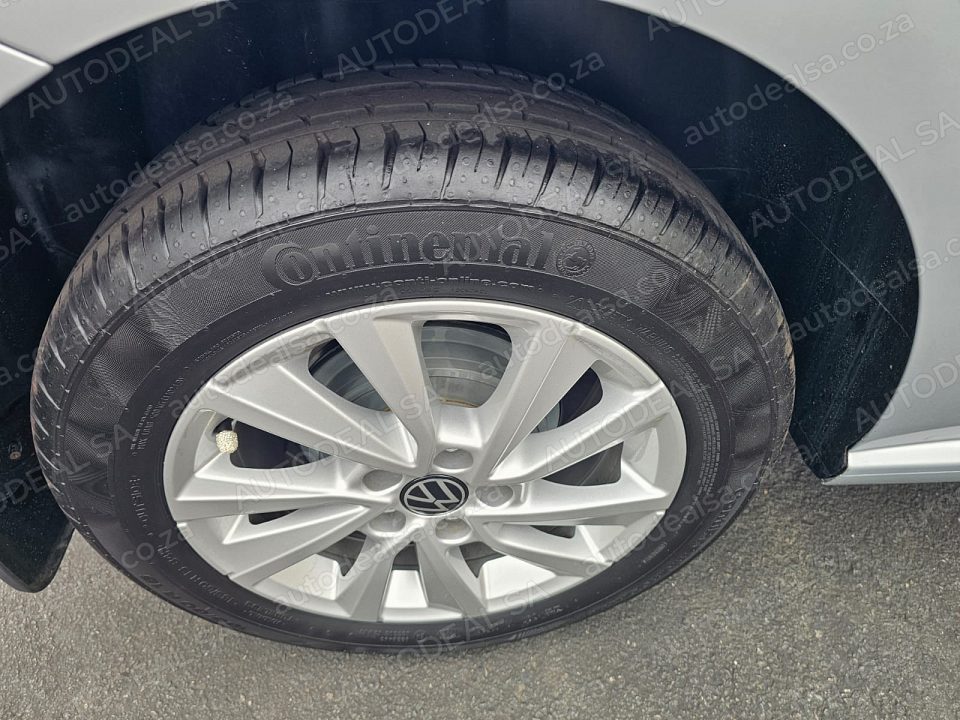 2025 Volkswagen Polo Vivo 1.4 Life photo 13