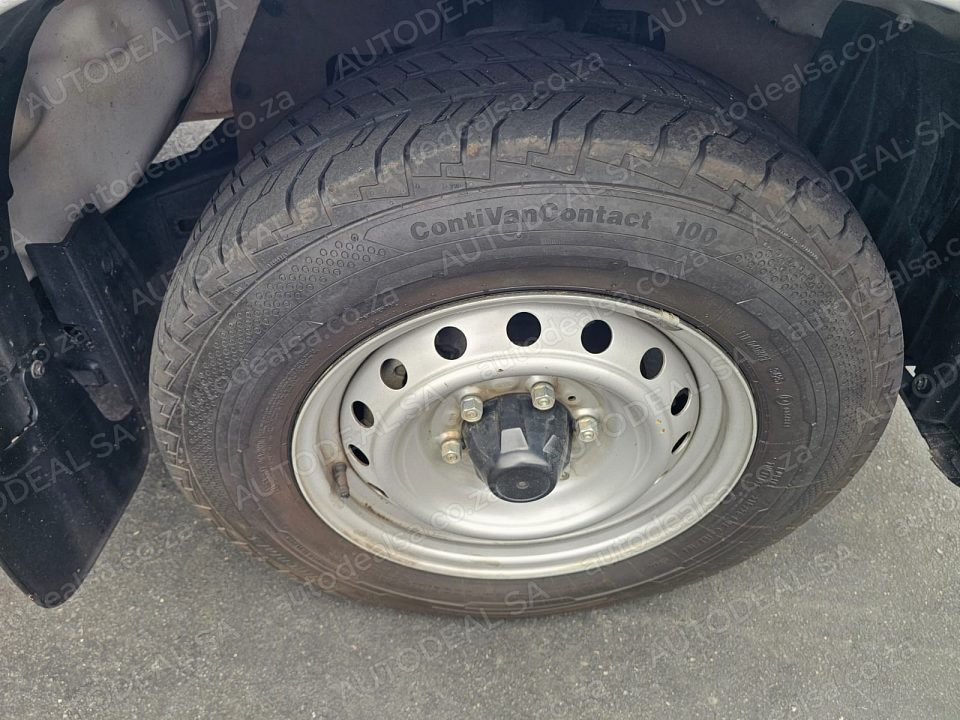 2026 Isuzu D-Max 250C Fleetside photo 14