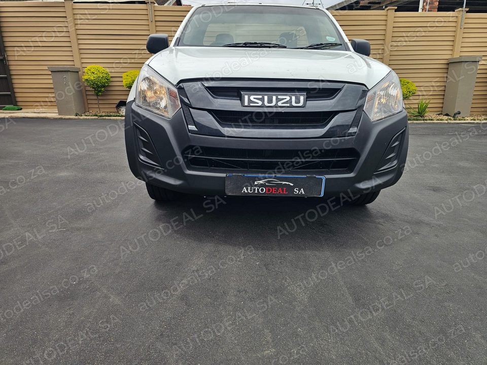 2026 Isuzu D-Max 250C Fleetside photo 2