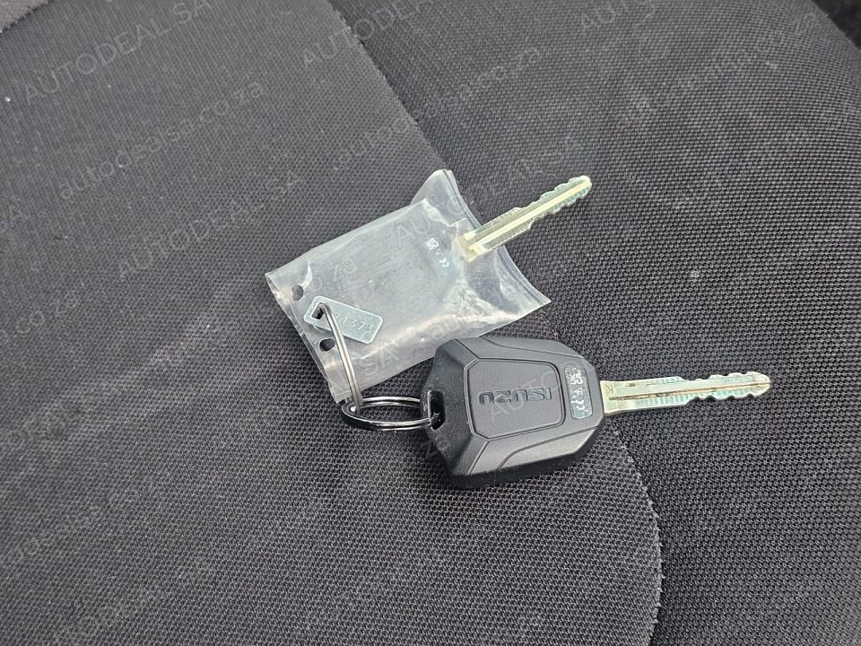 2026 Isuzu D-Max 1.9 DDi HR L AT- GEN7 photo 18