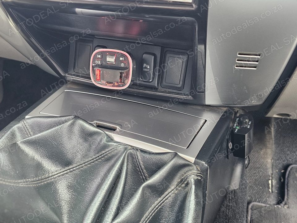 2013 Mitsubishi Pajero 3.2 DI-DC GLS 4X4 MANUAL photo 16