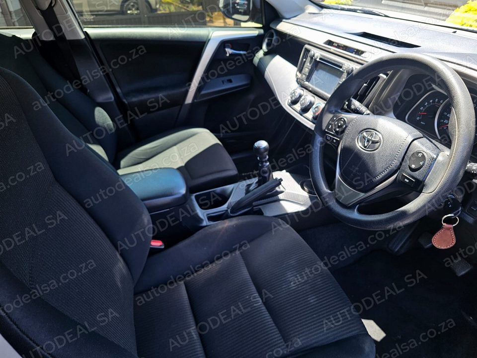 2014 Toyota RAV4 2.2D-D4 GX photo 8
