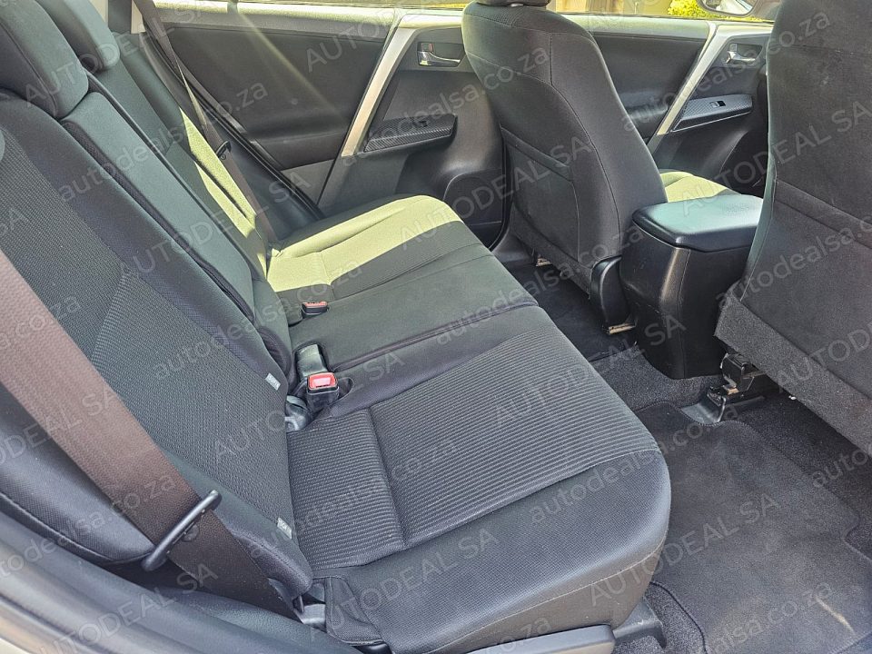 2014 Toyota RAV4 2.2D-D4 GX photo 9
