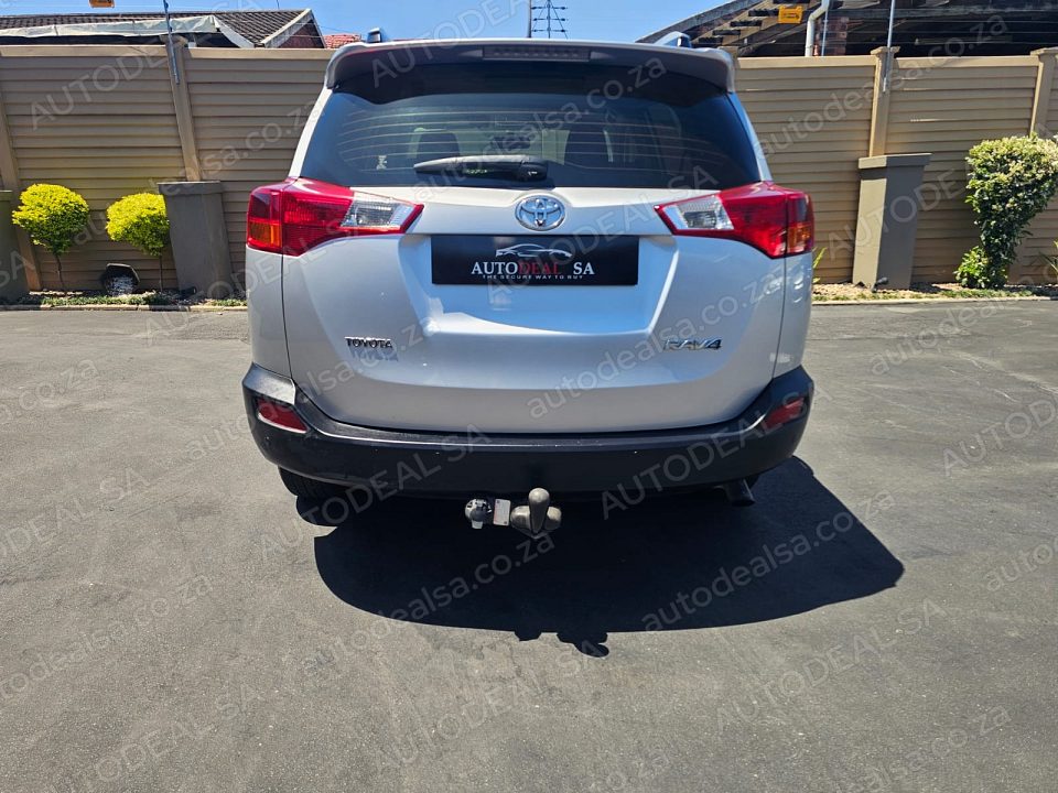 2014 Toyota RAV4 2.2D-D4 GX photo 5