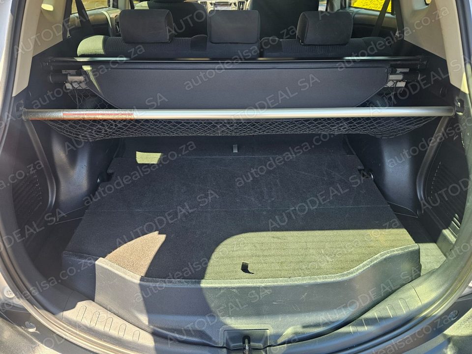 2014 Toyota RAV4 2.2D-D4 GX photo 11