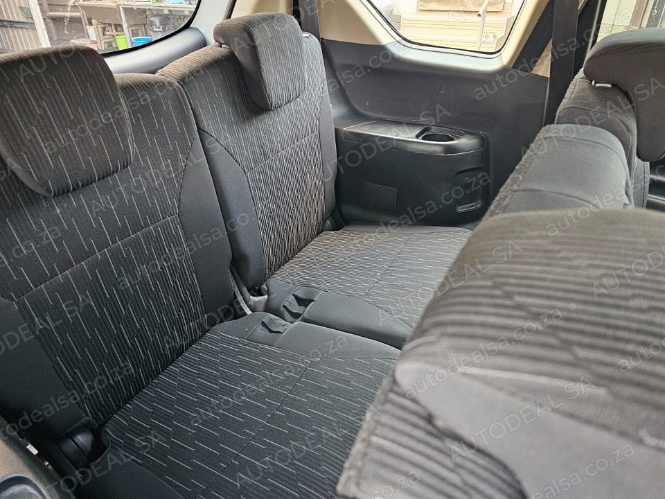2024 Toyota Rumion 1.5 S photo 9