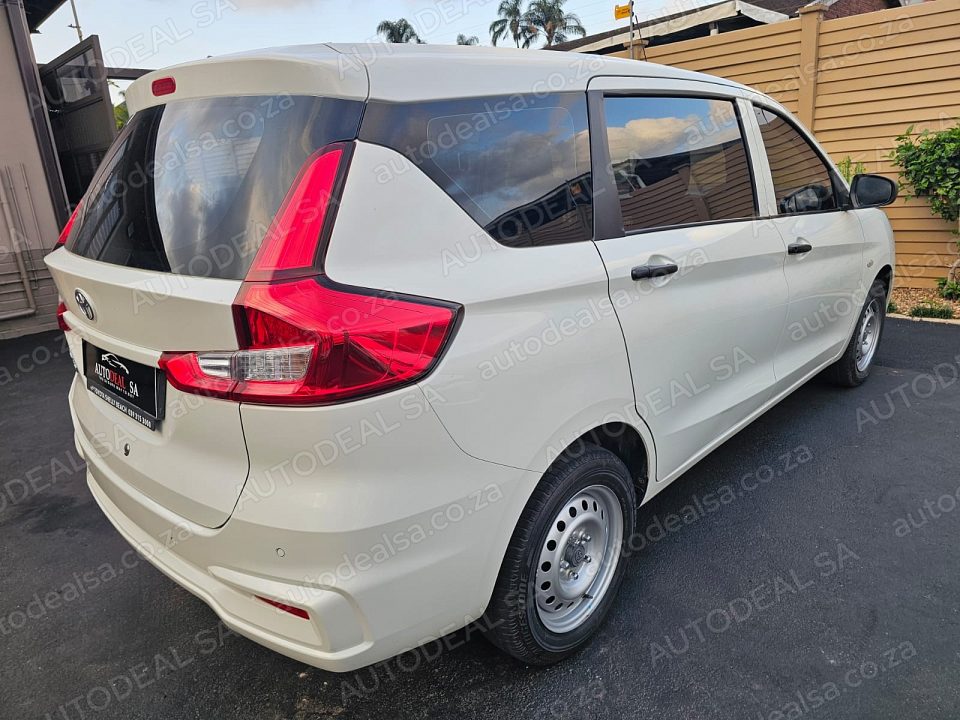 2024 Toyota Rumion 1.5 S photo 7