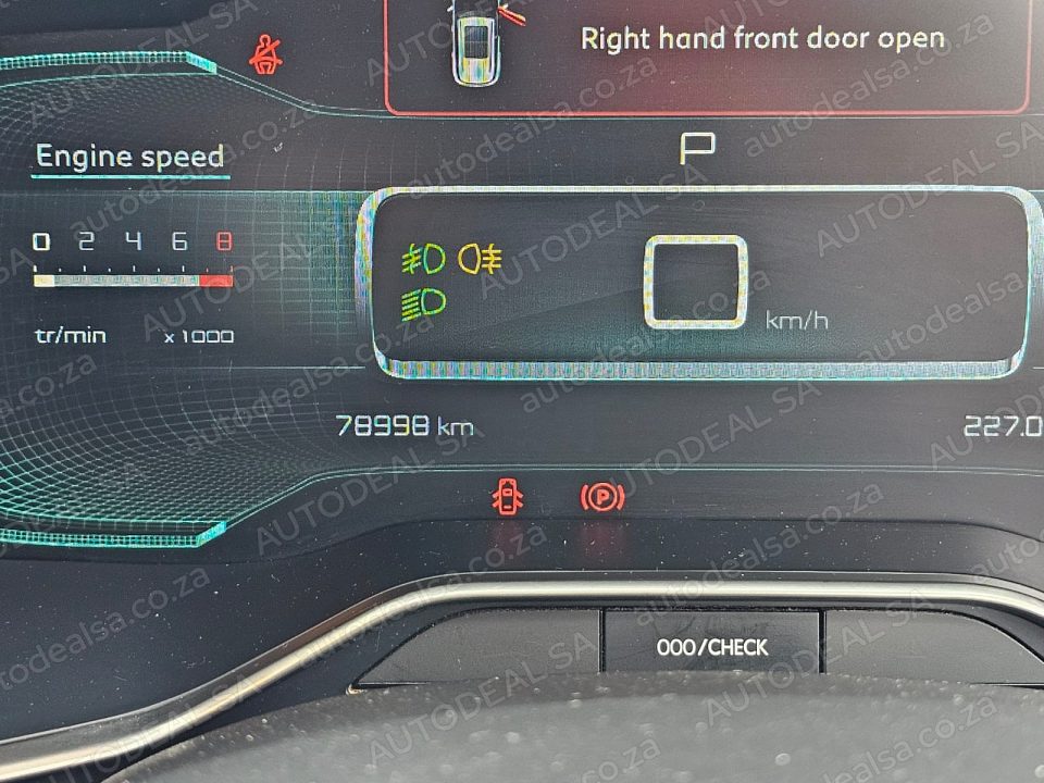 2021 Citroen C5 1.6 C5 AIRCROSS photo 16