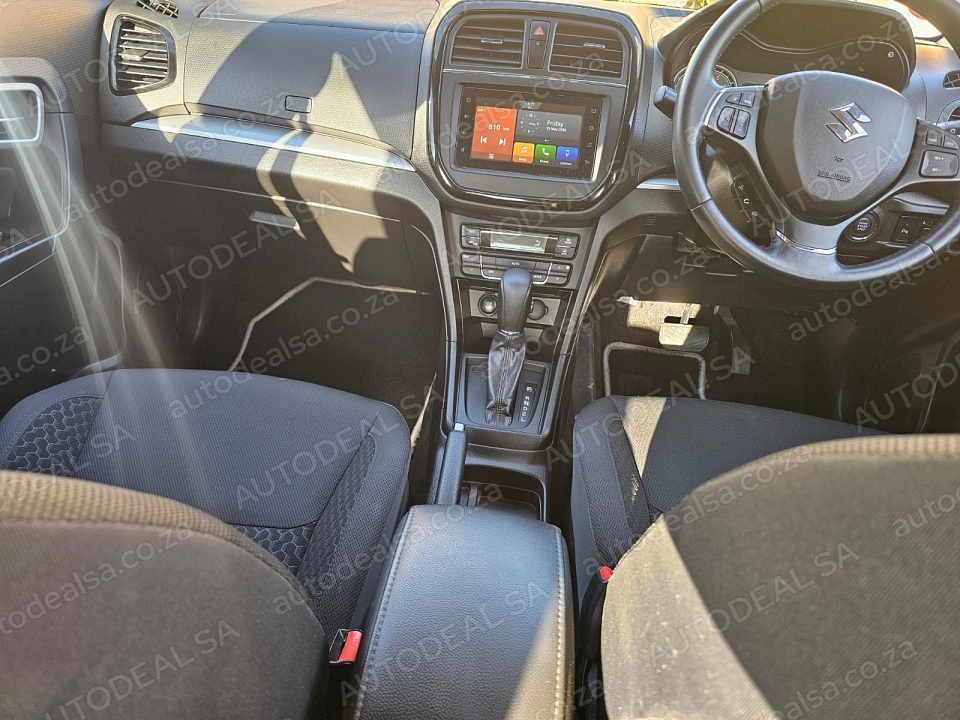 2021 Suzuki Vitara Brezza 1.5 GLX AUTO- 7600 KM photo 7