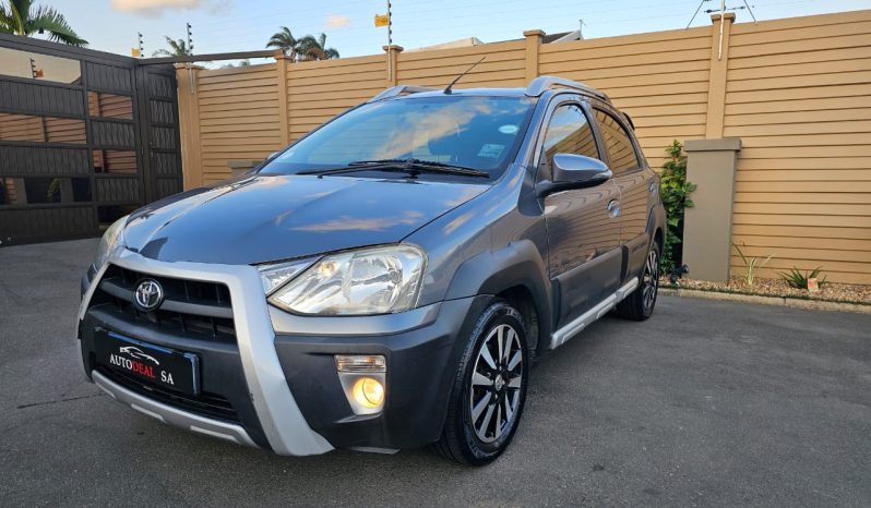 2015 Toyota Etios- Brand new tyres- Very Clean- 114000 KM