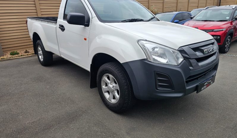 2022 Isuzu D-Max 250C Fleetside – 45000 km