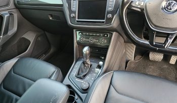 
									2017 Volkswagen Tiguan 2.0 TSi- R-Line- 106000 KM full								