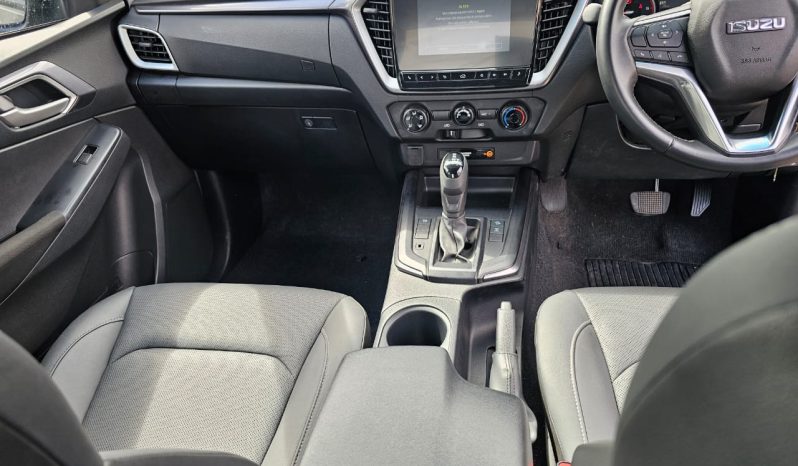 
								2023 Isuzu D-Max 1.9 DDI HR LS Auto Extended Cab- 18000 KM full									