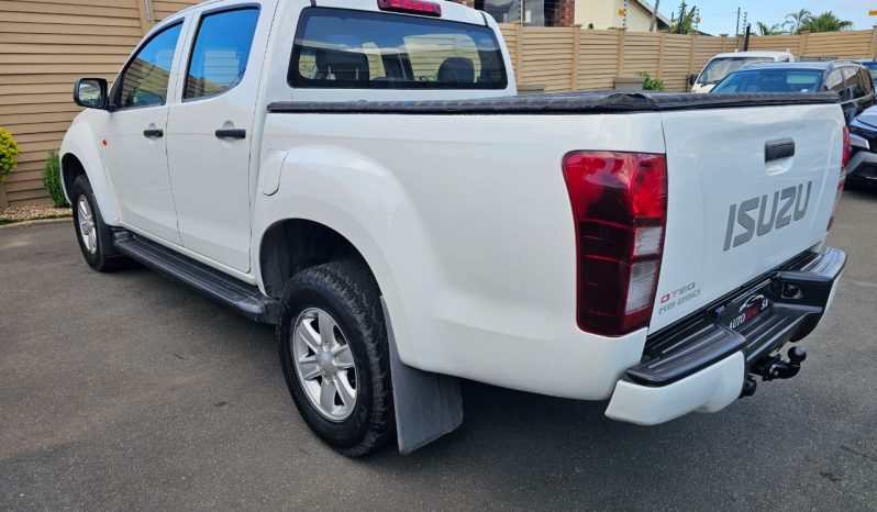 2016 Isuzu KB 250D-Teq Double Cab Hi-Rider- 196000 KM