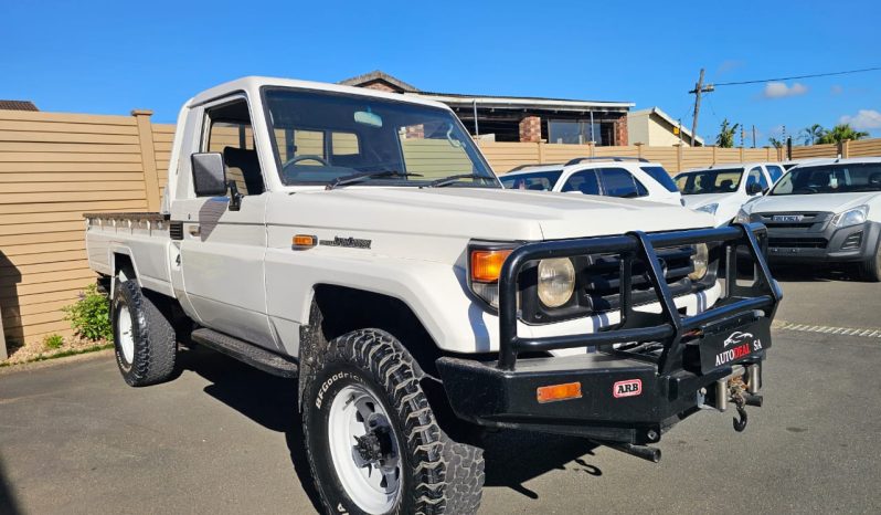 2004 Toyota Land Cruiser 70 4.2D – 281000 KM