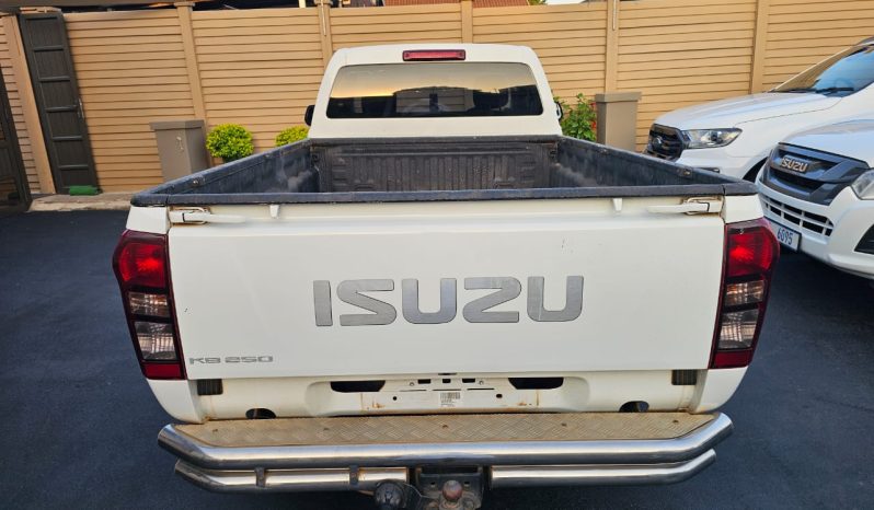 2019 Isuzu KB 250D – 72000 km