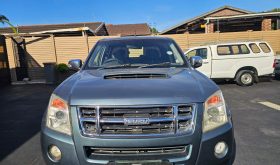 2009 Isuzu KB 300D-Teq Double Cab LX- 272000 KM