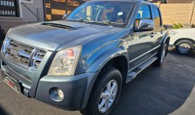 2009 Isuzu KB 300D-Teq Double Cab LX- 272000 KM