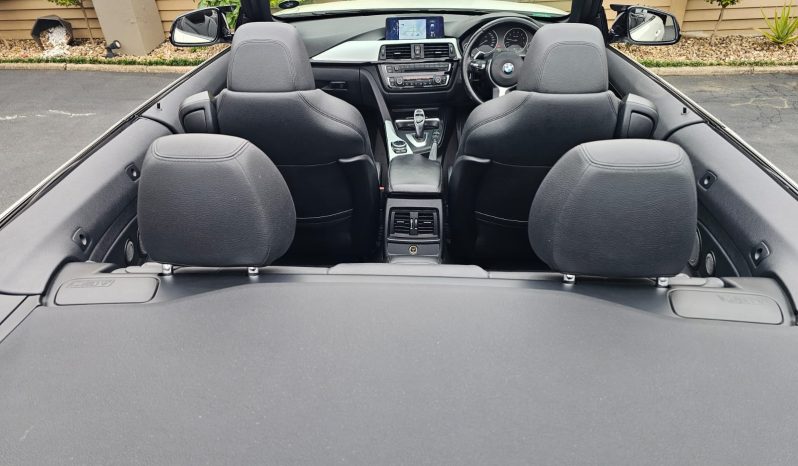 
								2014 BMW 4 Series 435i Convertible M Sport- 158 000 KM full									