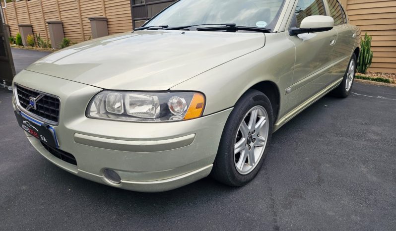 2007 Volvo S60 2.0T- 126200 KM full