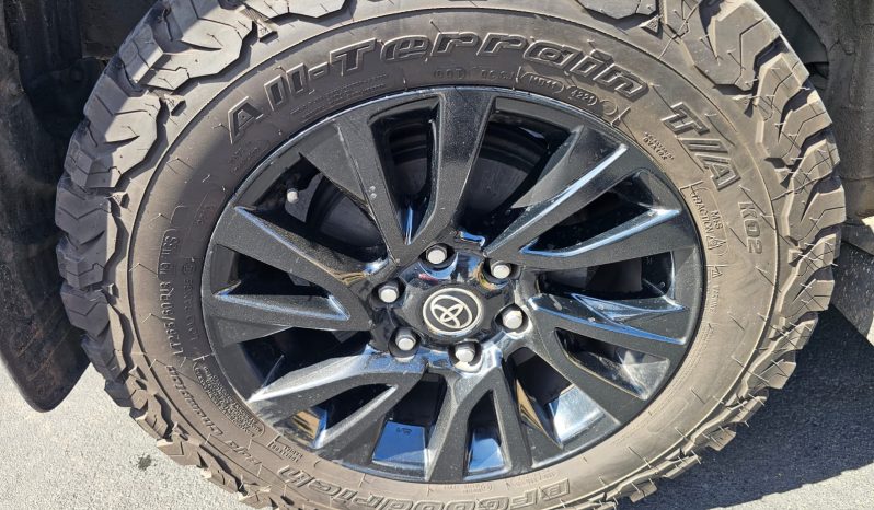 2010 Toyota Fortuner 3.0 D4D, Manual, Diff Lock, 7 Seater- 297000 km full