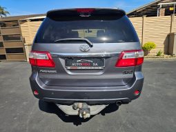 2010 Toyota Fortuner 3.0 D4D, Manual, Diff Lock, 7 Seater- 297000 km full