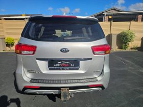 2015 Kia Sedona 2.2 D- SXL- Auto- @ owners- Clean with history- 187000 km