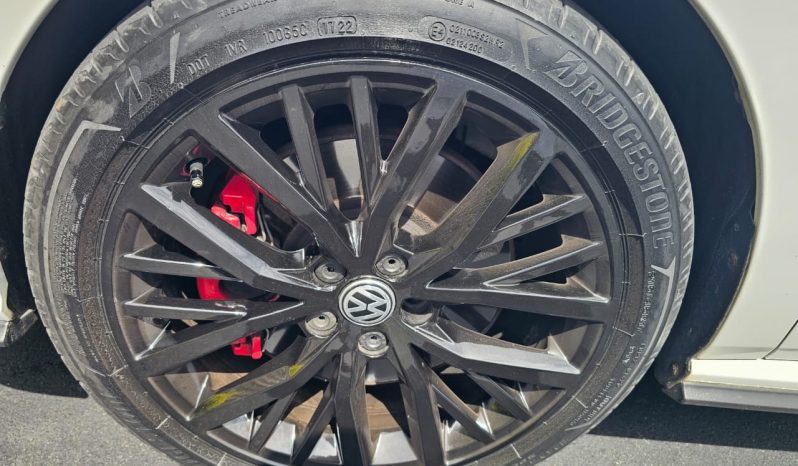 2015 Volkswagen Polo GTi- DSG- Panoramic sunroof- Xenons- Full house full