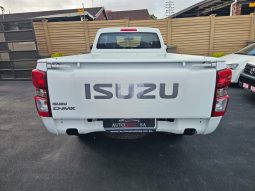 2024 Isuzu D-Max 1.9 DDi- 45000 km- Warranty & Plan full