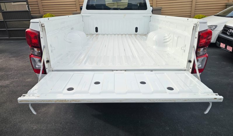 2024 Isuzu D-Max 1.9 DDi- 45000 km- Warranty & Plan full