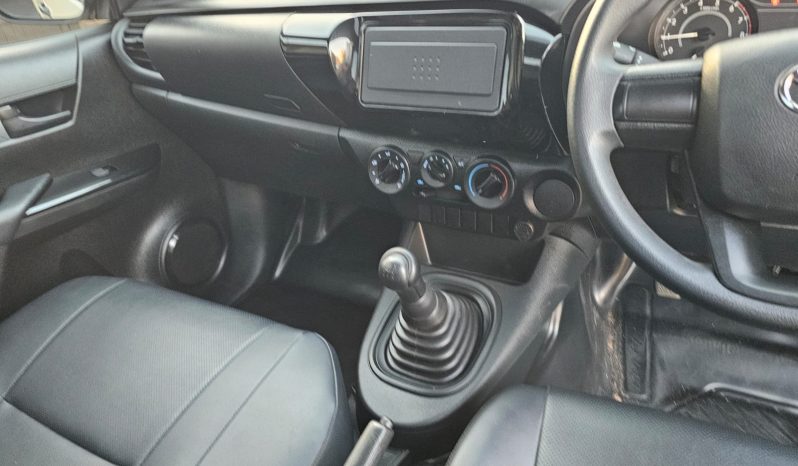 2025 Toyota Hilux 2.0 VVTi- 6000 KM full