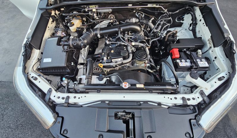 2025 Toyota Hilux 2.0 VVTi- 6000 KM full