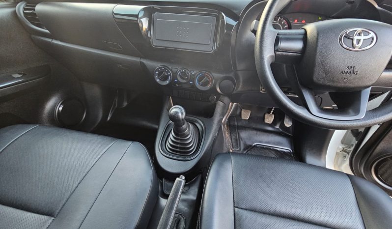 2025 Toyota Hilux 2.0 VVTi- 6000 KM full
