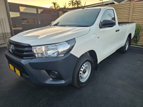 2025 Toyota Hilux 2.0 VVTi- 6000 KM