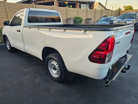 2025 Toyota Hilux 2.0 VVTi- 6000 KM