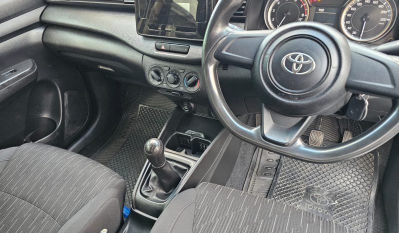 2024 Toyota Rumion 1.5 S full